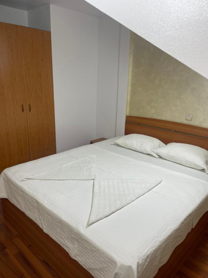 Km 80 Restaurant & Hotel Mavrodolu Dış mekan fotoğraf